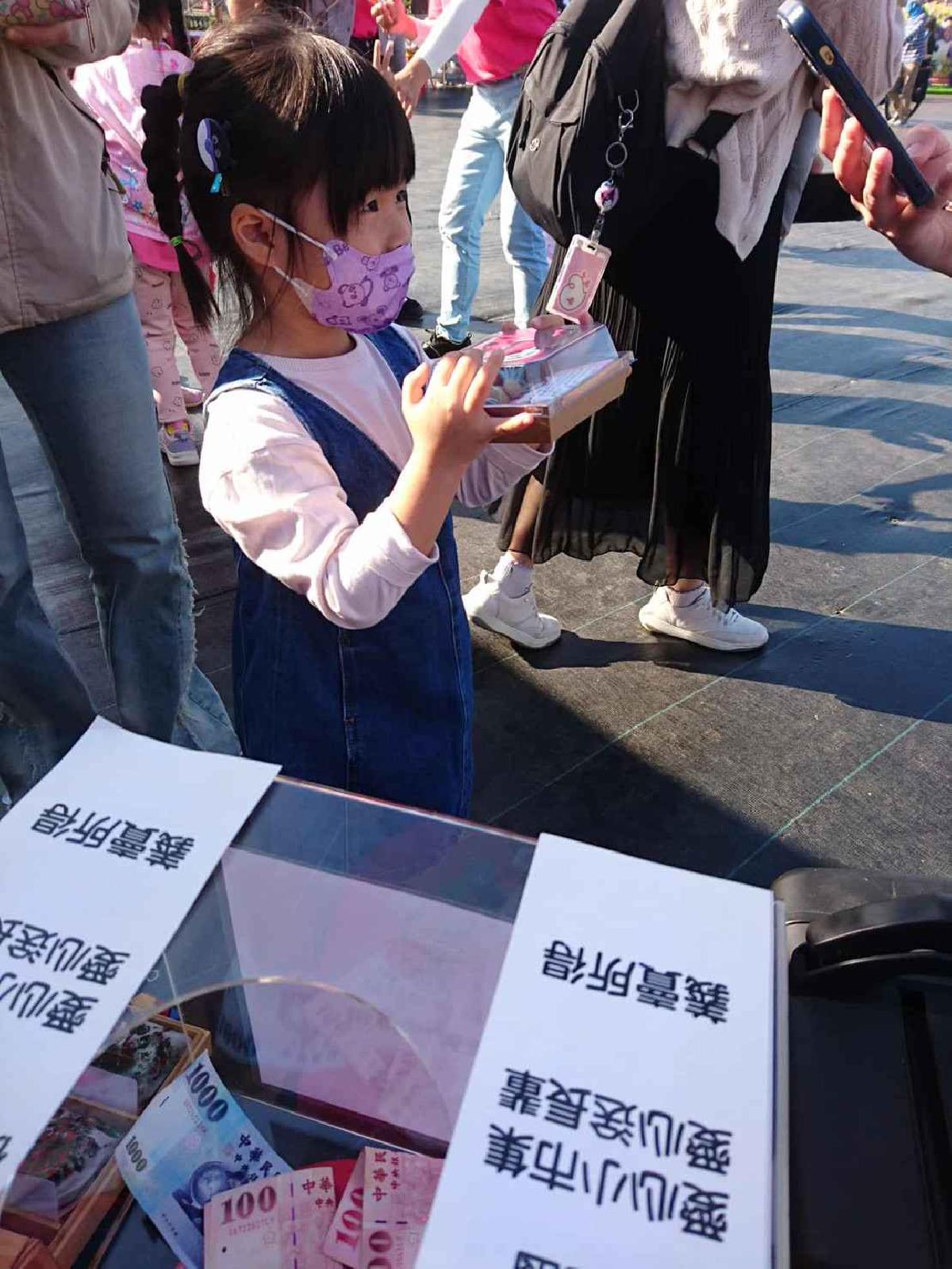 line_album_1141129仙草花節_251201_55