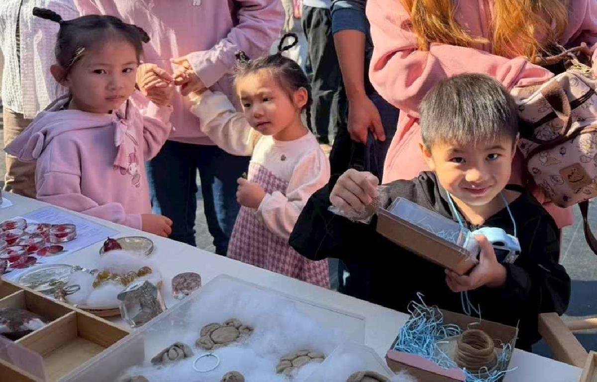 line_album_1141129仙草花節_251201_141