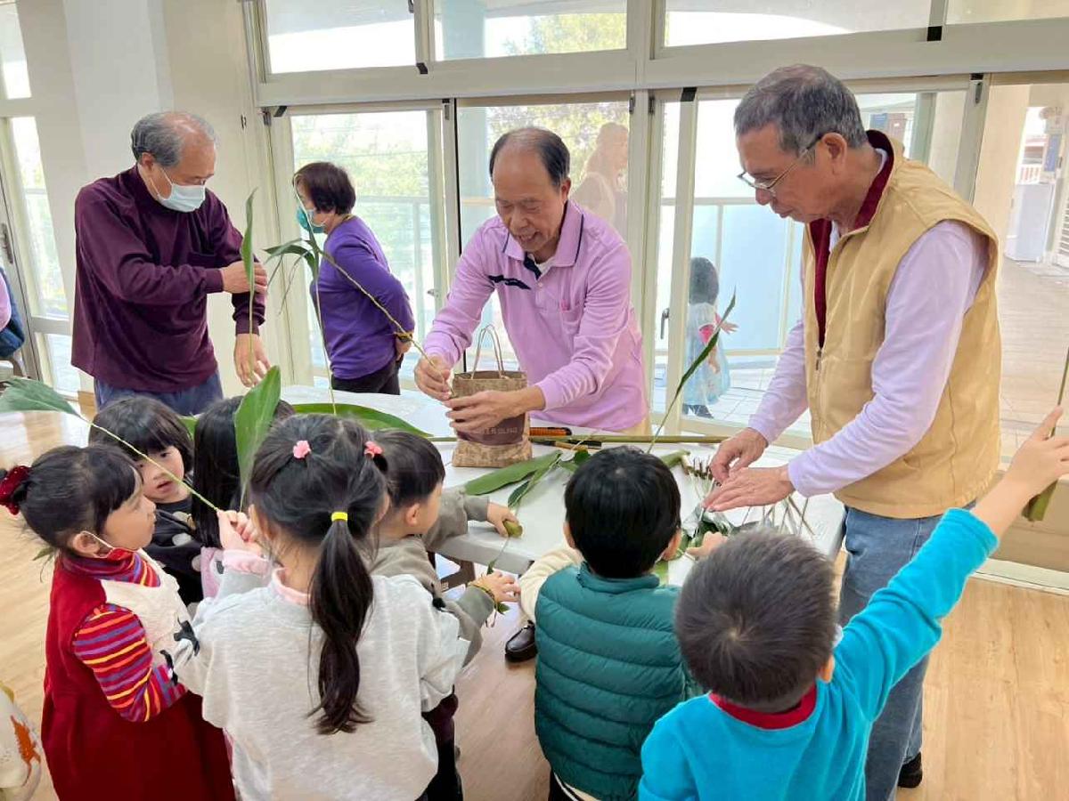 line_album_1141220混齡班社區闖關_251211_111