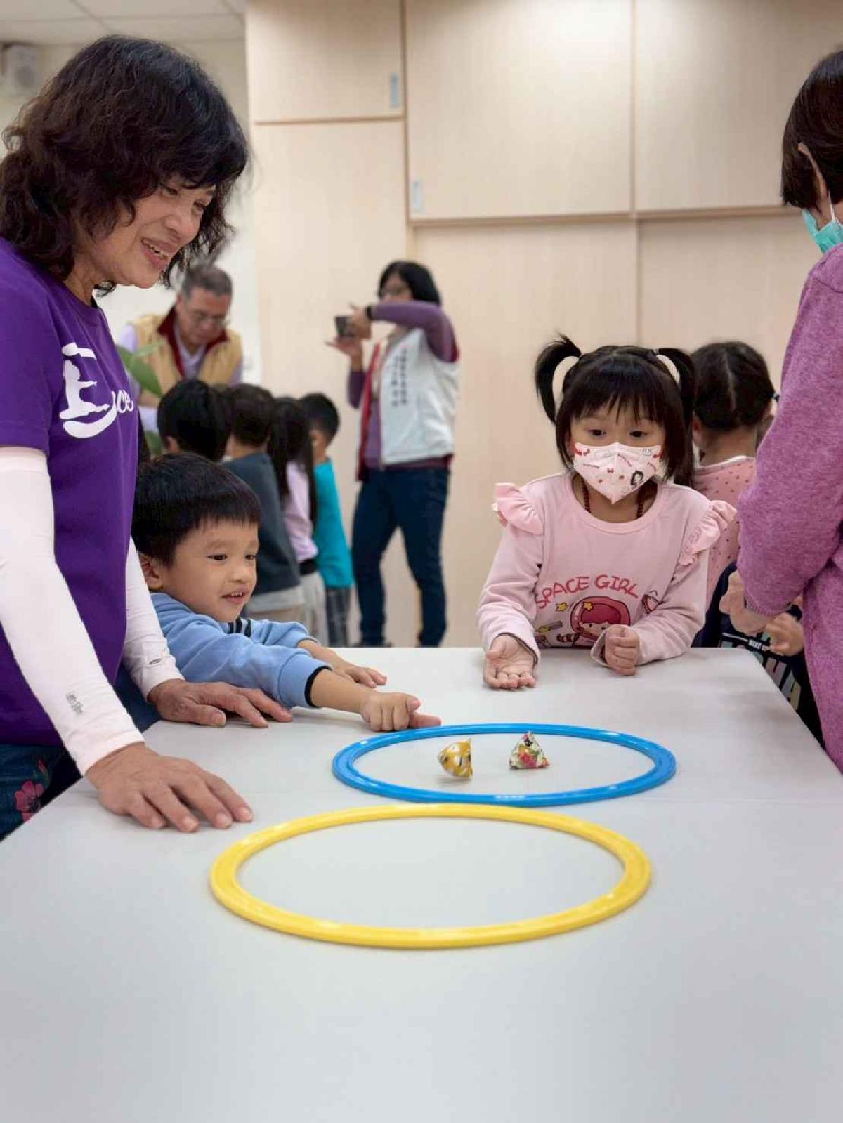 line_album_1141220混齡班社區闖關_251211_244