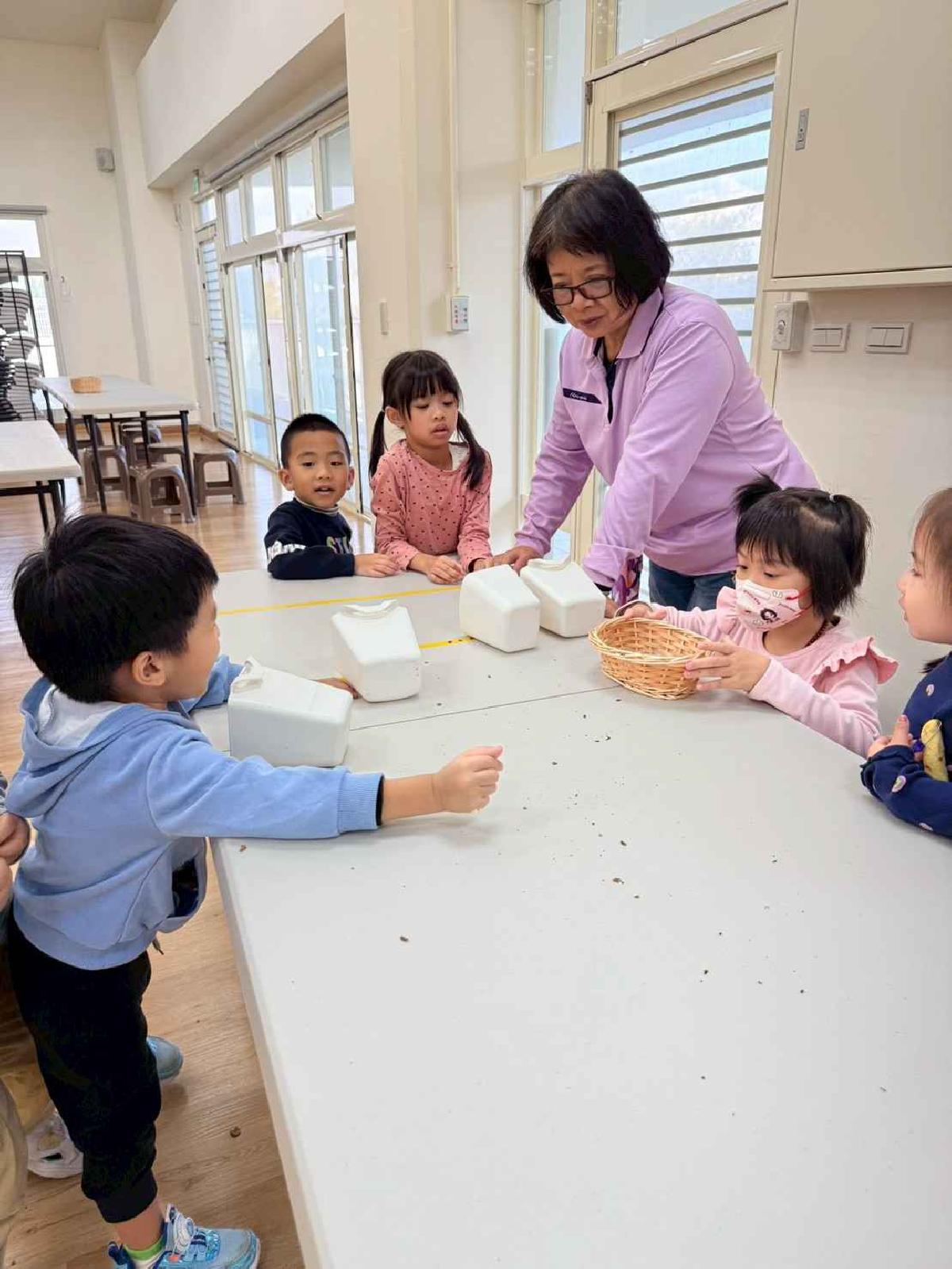 line_album_1141220混齡班社區闖關_251211_267