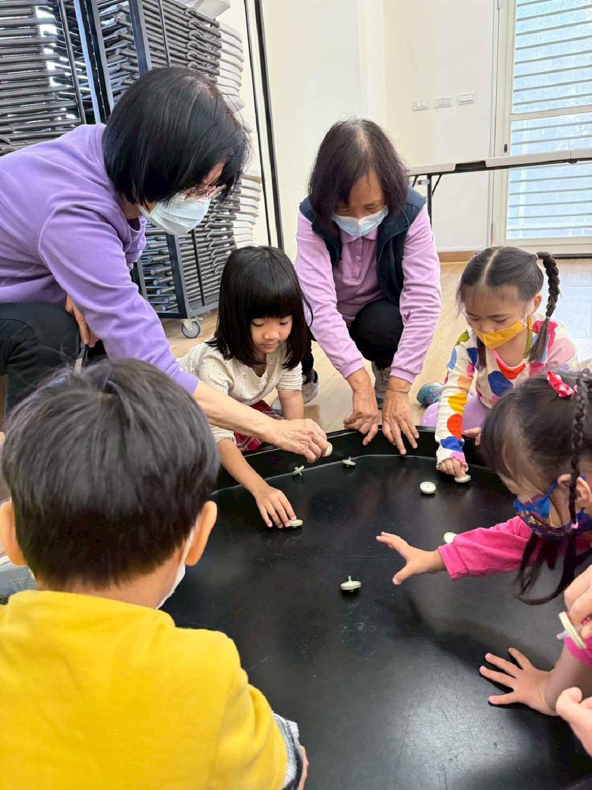 line_album_1141220混齡班社區闖關_251211_260