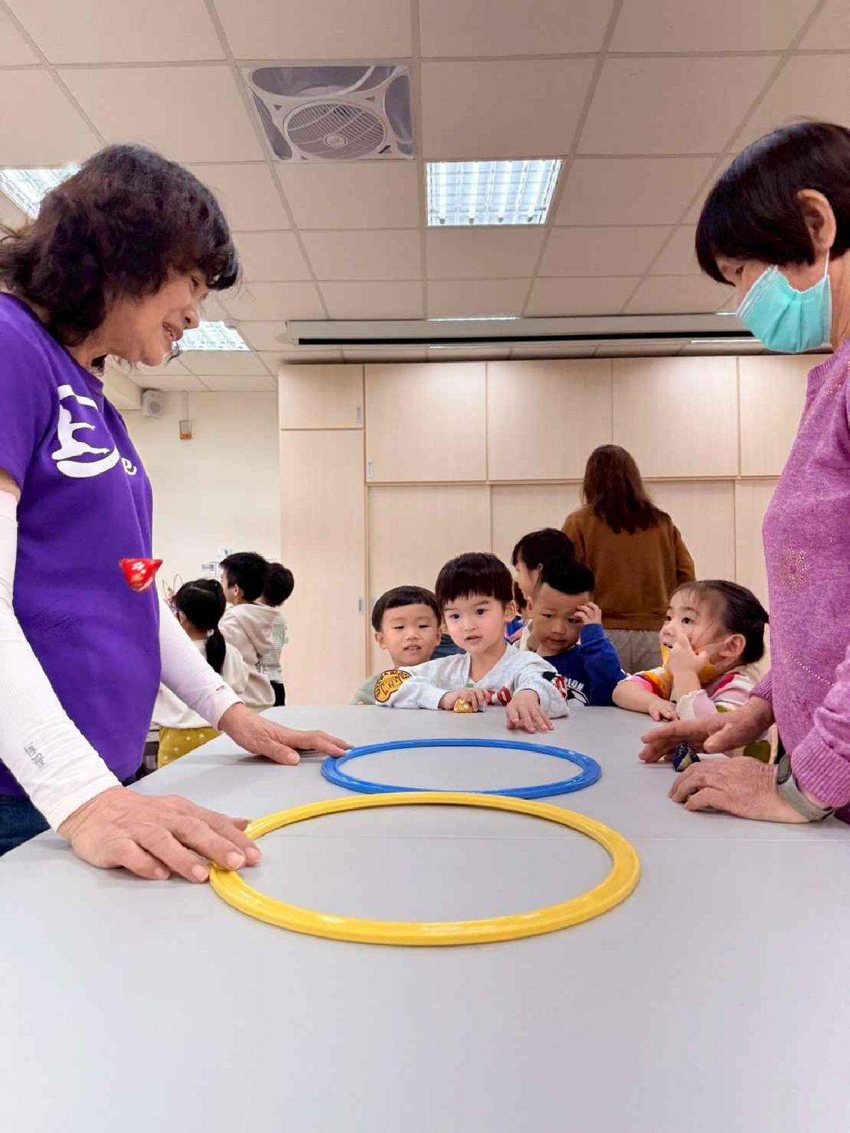 line_album_1141220混齡班社區闖關_251211_287