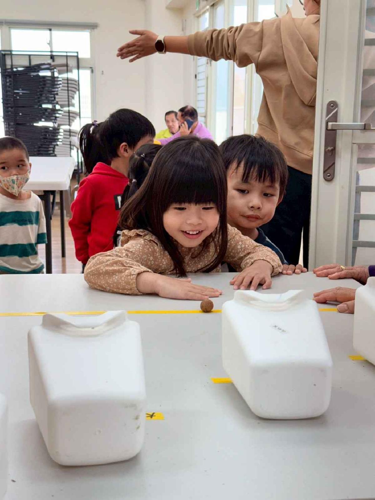 line_album_1141220混齡班社區闖關_251211_408