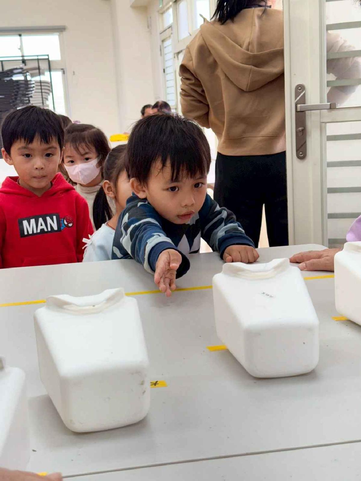 line_album_1141220混齡班社區闖關_251211_409